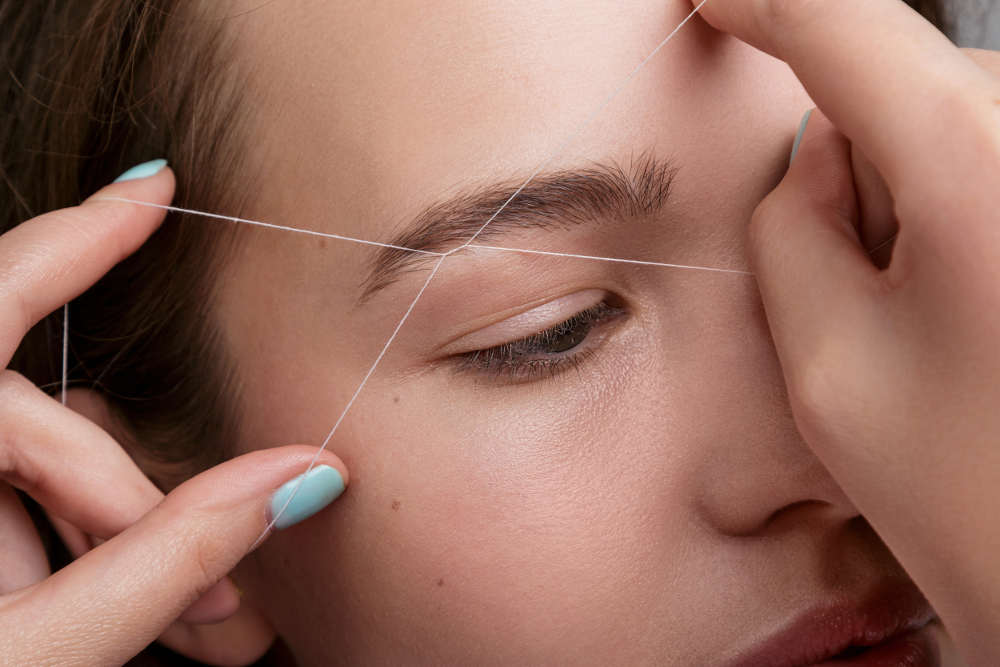 threading eyebrows